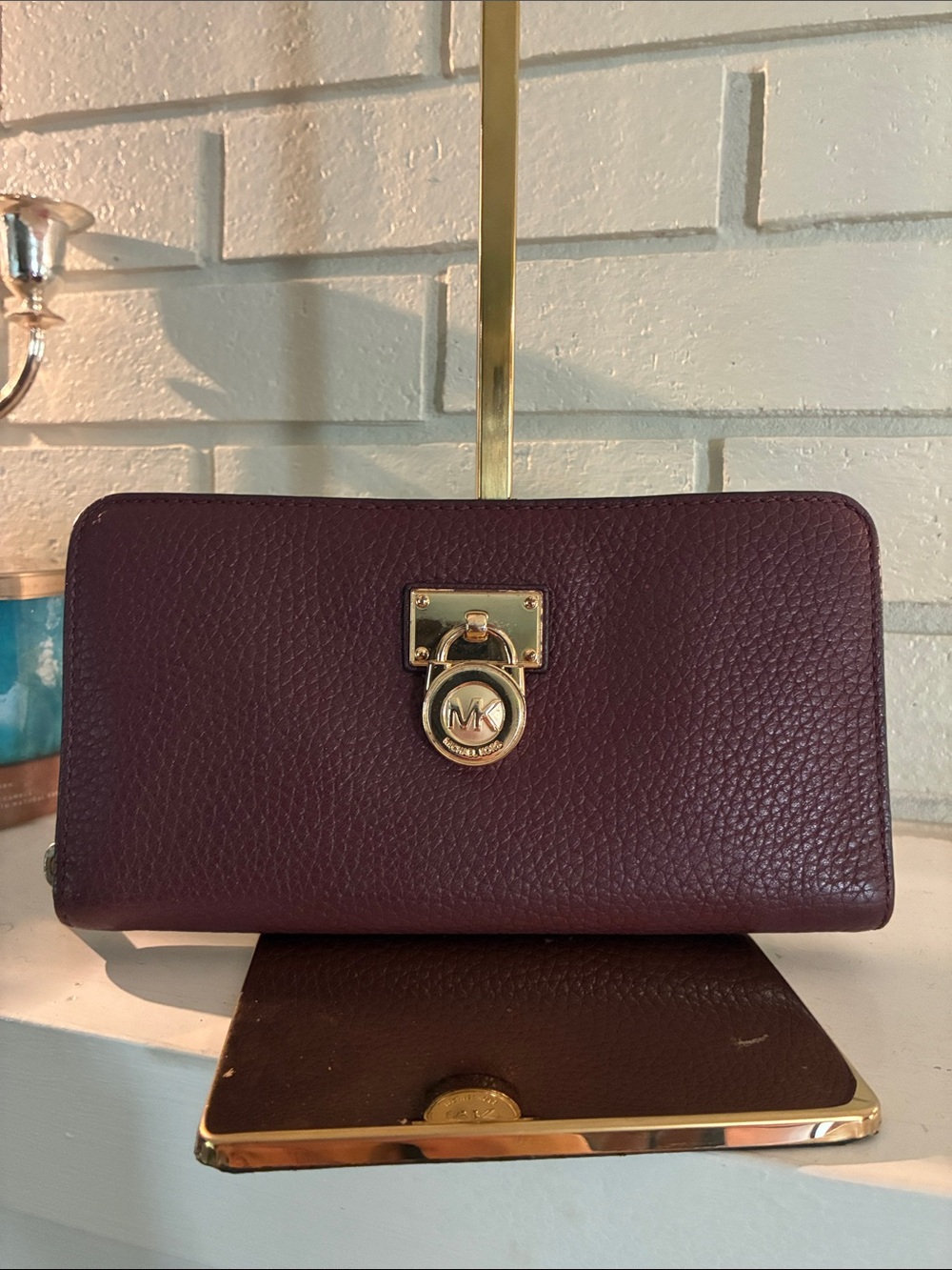 Michael Kors VTG Burgundy Pebbled Leather Wallet Gold Hardware